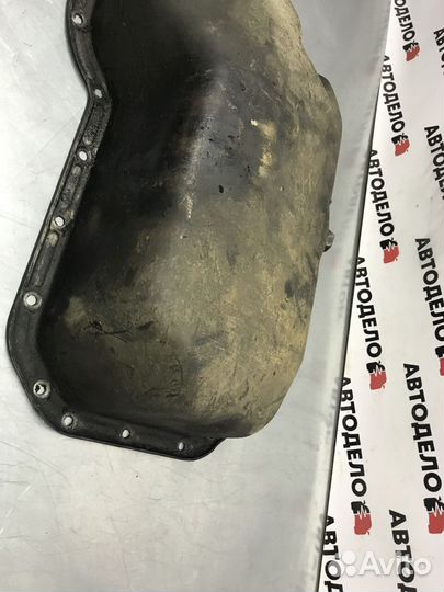 Поддон двигателя Volkswagen Passat B3 1991 г.в