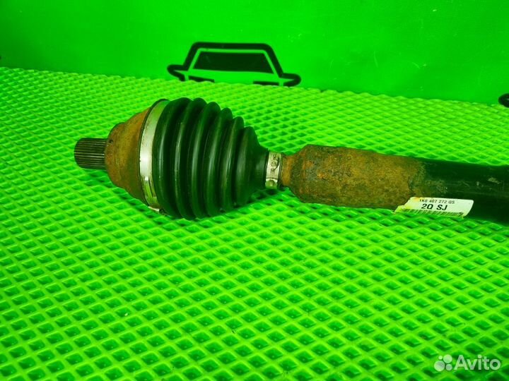 Привод правый Skoda Octavia A5 2010 1.8 CDA МКПП