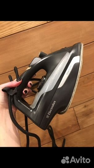 Утюг Electrolux на запчасти или на ремонт