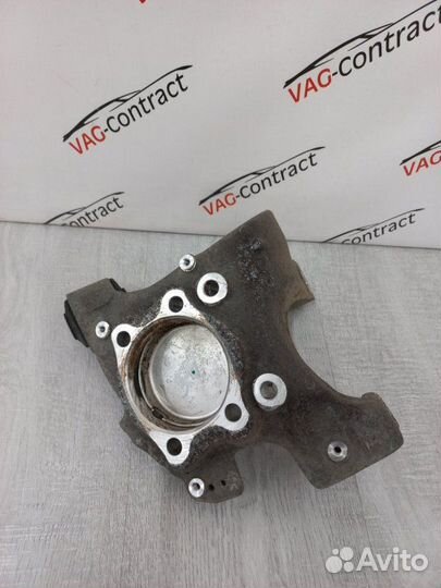 Кулак поворотный задний правый Audi A6 C6 2.8 ccda