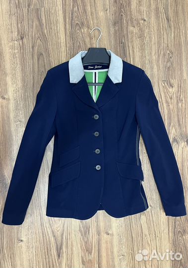 Редингот для конного спорта