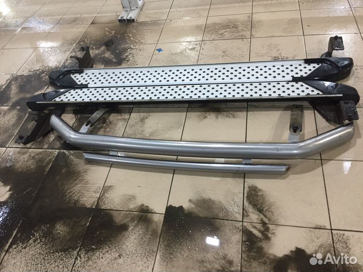 Продаю обвес на ниссан жук (Заводской передний спо