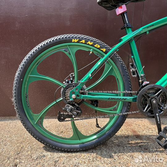 Велосипед новый 26 на литых дисках