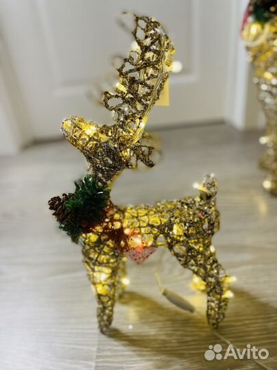 Новогодний олень светящийся