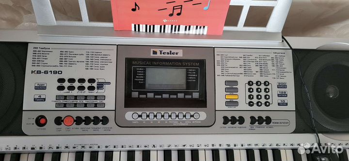 Синтезатор Tesler KB-6190