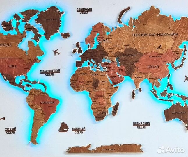 Карта мира из дерева, панно на стену