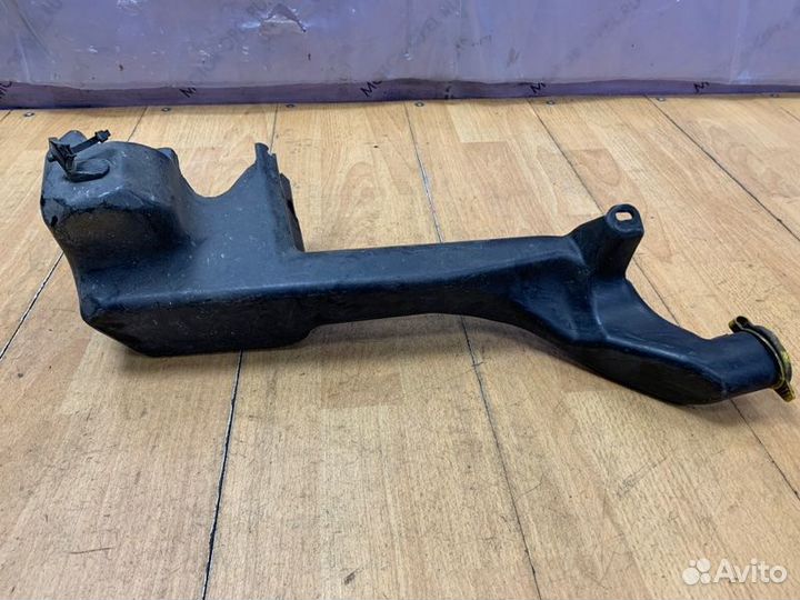 Бачок омывателя Opel Zafira B