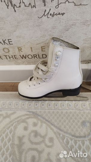 Фигурные коньки graf 30