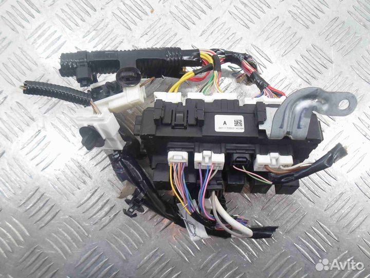 Блок предохранителей Infiniti Q50 V37