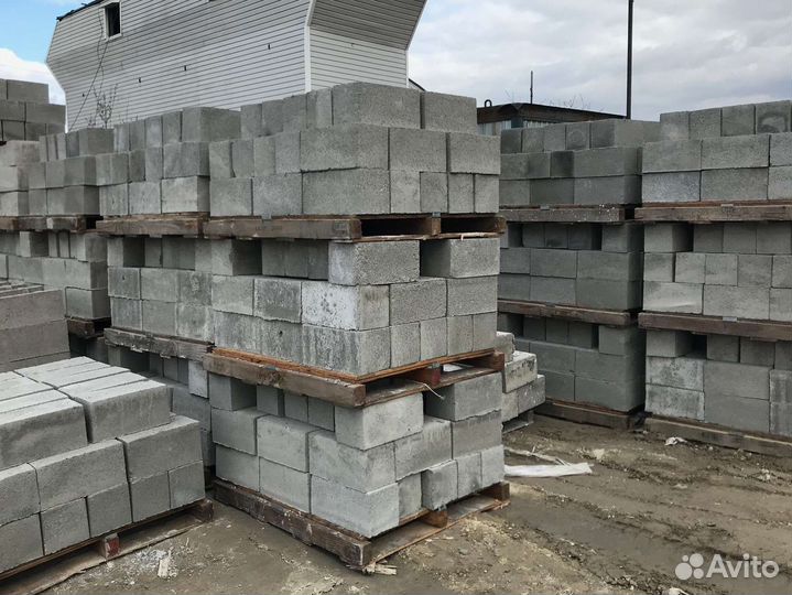 Бетонные блоки