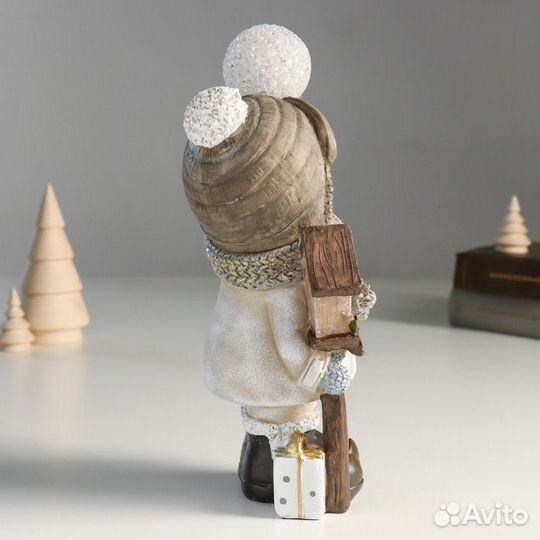 Сувенир полистоун свет 'Мальчик в зимнем пальто, с