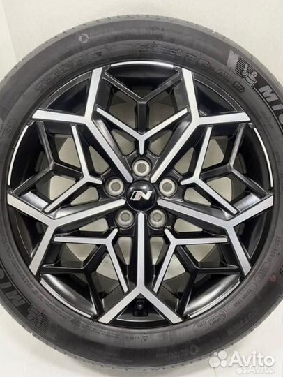 Новые Hyundai Tucson N-line, Michelin 235/55 R19