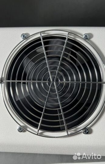 Пылесос маникюрный