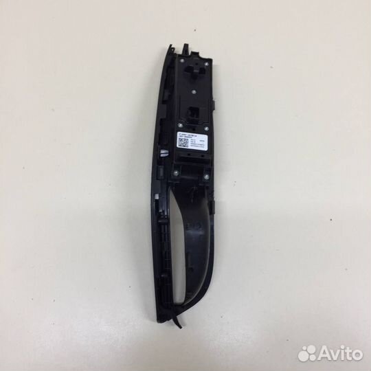 Блок управления стеклоподъемниками Ford Focus 3 20