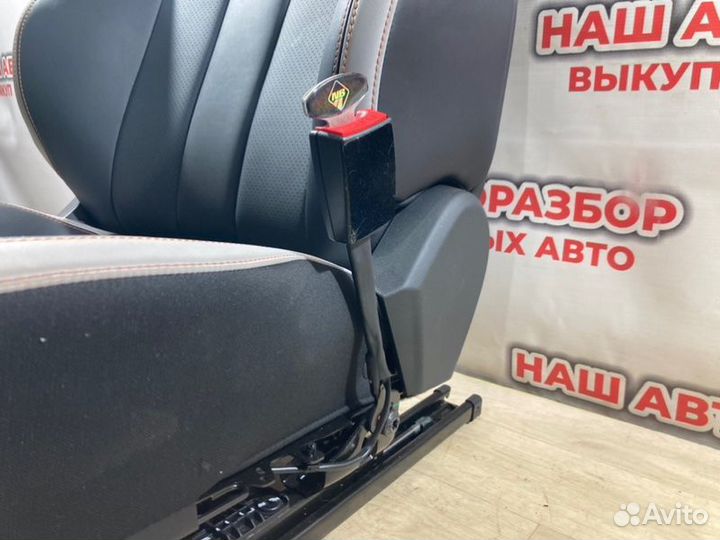 Сиденья комплект Changan Uni-V хэтчбек 2024