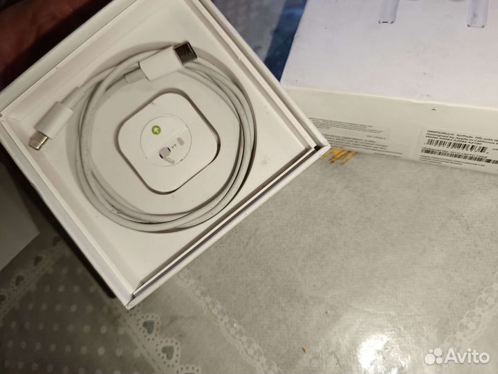 Беспроводные наушники AirPods Pro MagSafe Charging