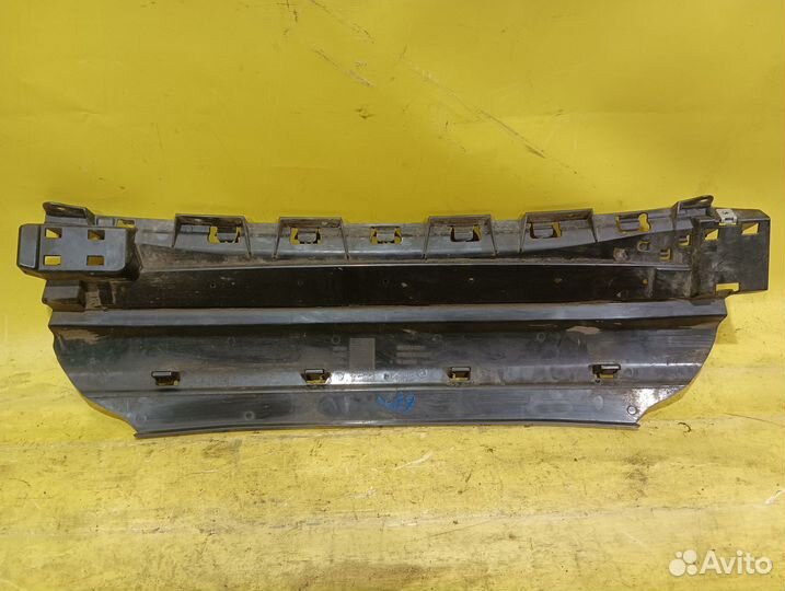 Кронштейн заднего бампера BMW 5-serie F10 F11 2009