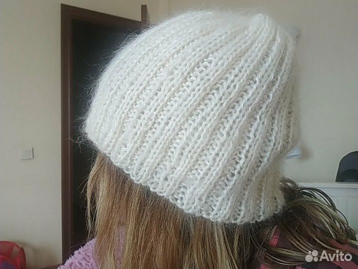 Шапка вязаная ручной работы новая