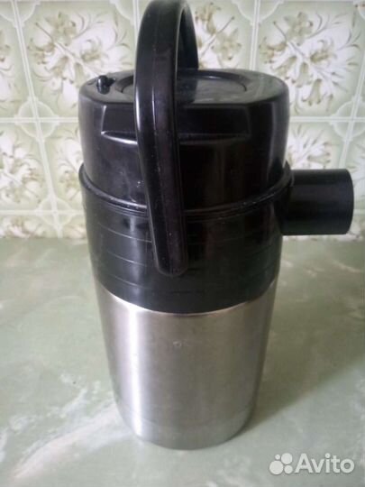 Термос с помпой 2литра