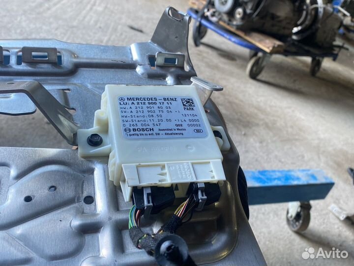 Блок управления парктроников Mercedes E class