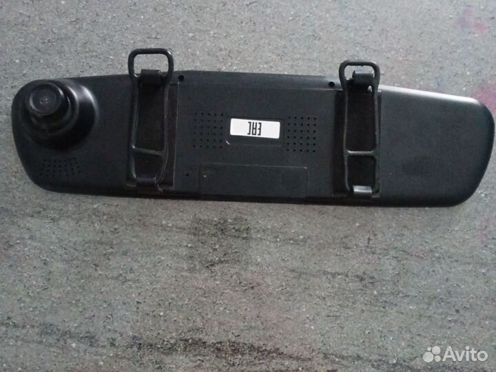 Видеорегистратор на зеркало