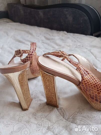 Босоножки женские 39 размер натуральная кожа