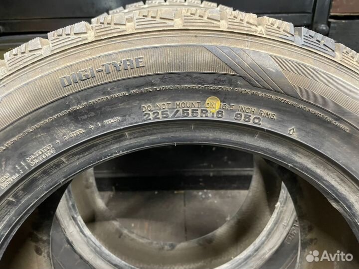 Dunlop Graspic DS3 225/55 R16 95Q