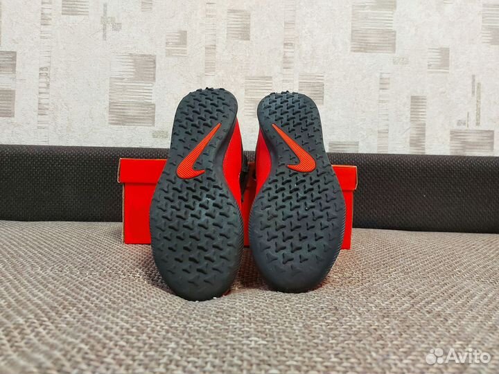 Бутсы nike phantom