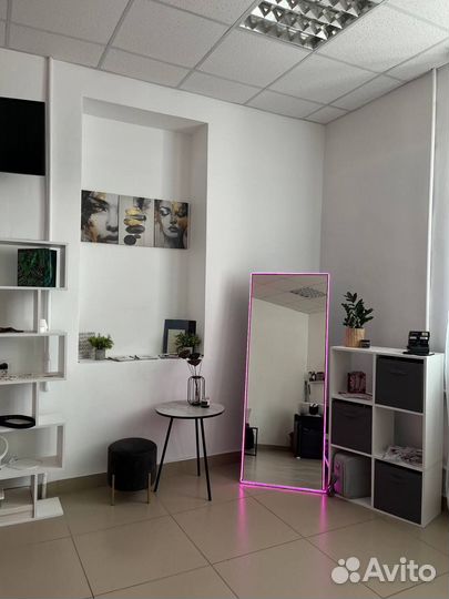 Аренда места для визажиста