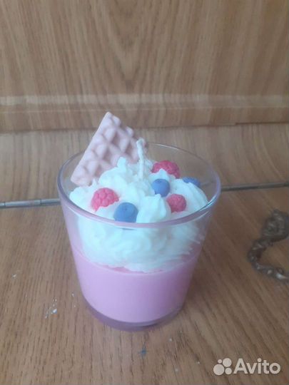 Свеча ароматная подарочная