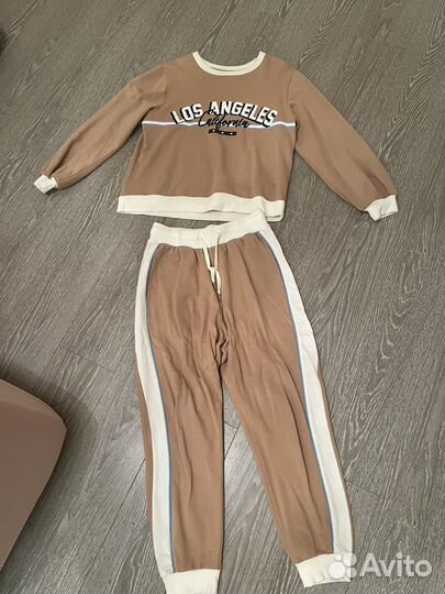 Спортивный костюм