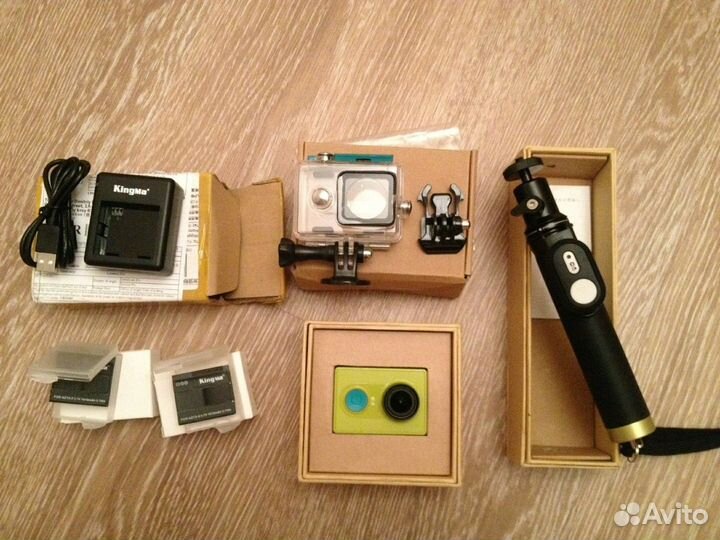 Камера Xiaomi YI + аксессуары