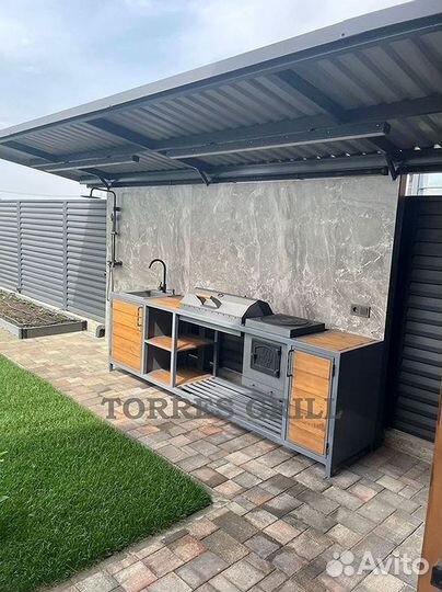 Мангал с крышей лофт