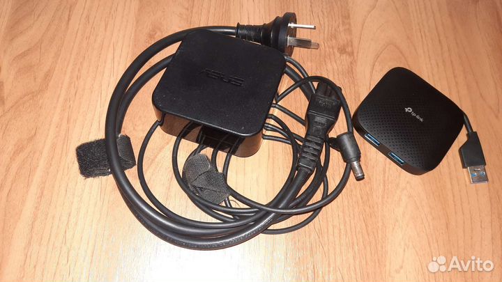 Зарядка для ноутбука