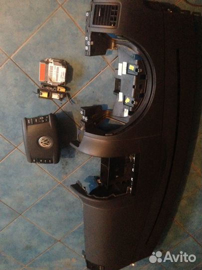 Торпедо, подушки безопасности в руль + пас Touareg