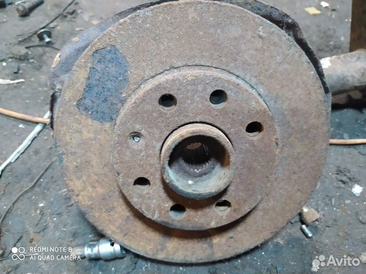 Стойка передняя правая Opel Vectra А