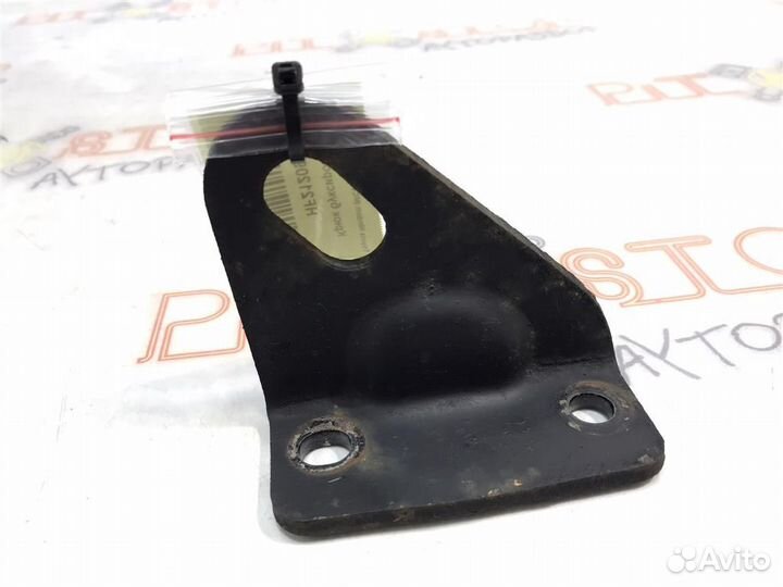 Крюк буксировочный Toyota Windom (MCV30) 2004-2006