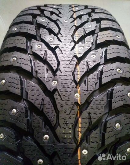 Nokian Tyres Hakkapeliitta 9 SUV 265/65 R17 116T
