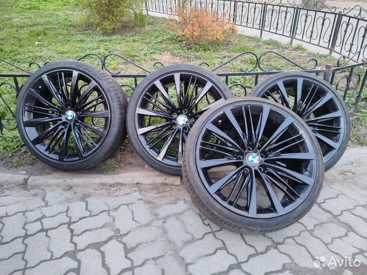 Оригинальный комплект колес r21 на bmw 7,5