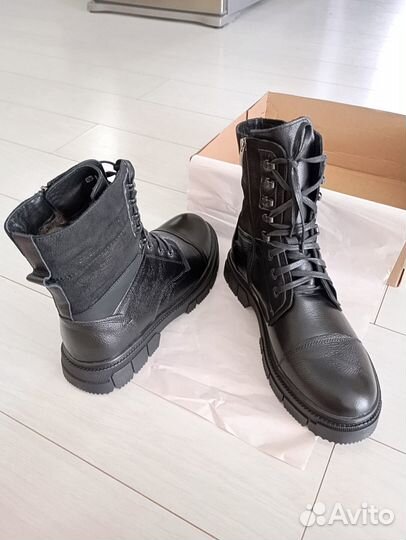 Продам мужские ботинки зимние