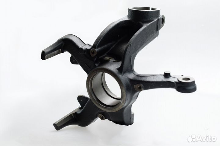 Поворотный кулак на Volkswagen Polo Деталь центр