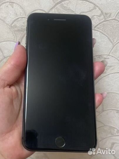iPhone 8 Plus, 64 ГБ