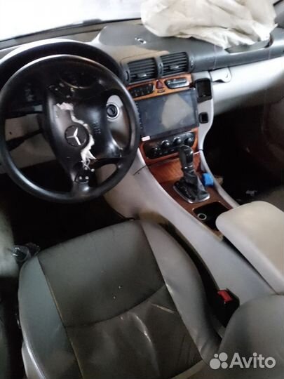 Разбор авто Mercedes-benz c-class W203