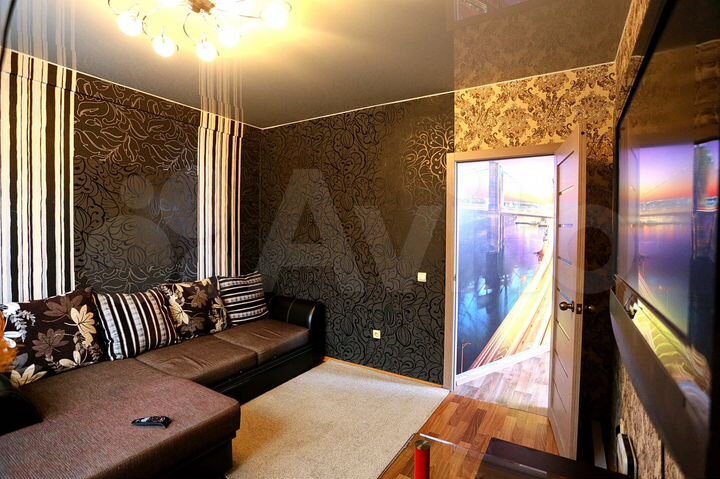 2-к. квартира, 57 м², 2/12 эт.