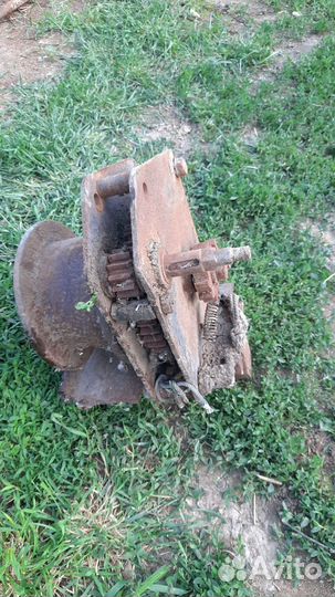 Продаю лебедку для подъема катера