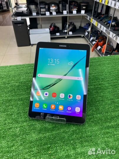 Планшет Samsung Galaxy Tab S2 9.7 SM-T815 3/32Gb