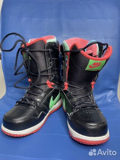 Сноубордические ботинки nike