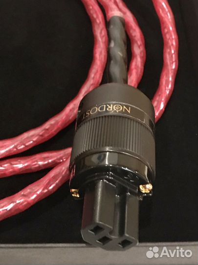 Кабель сетевой Nordost Heimdall 2