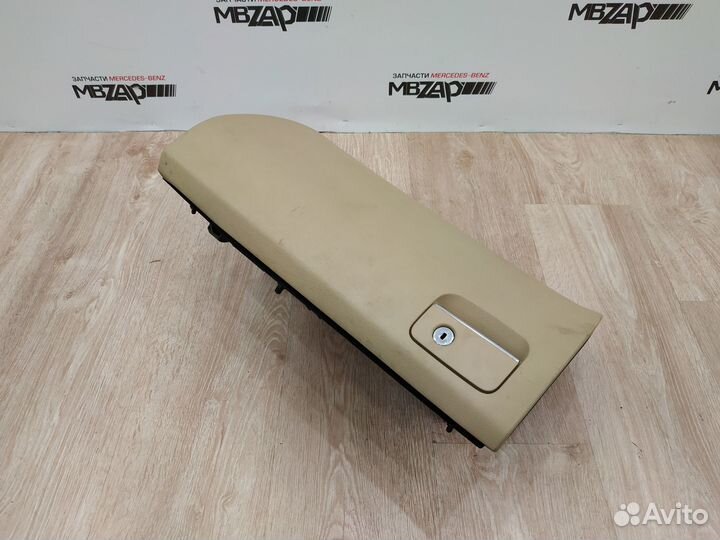 Бардачок Mercedes W251 R 251