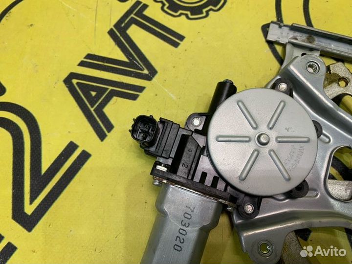 Стеклоподъемник передний левый Subaru